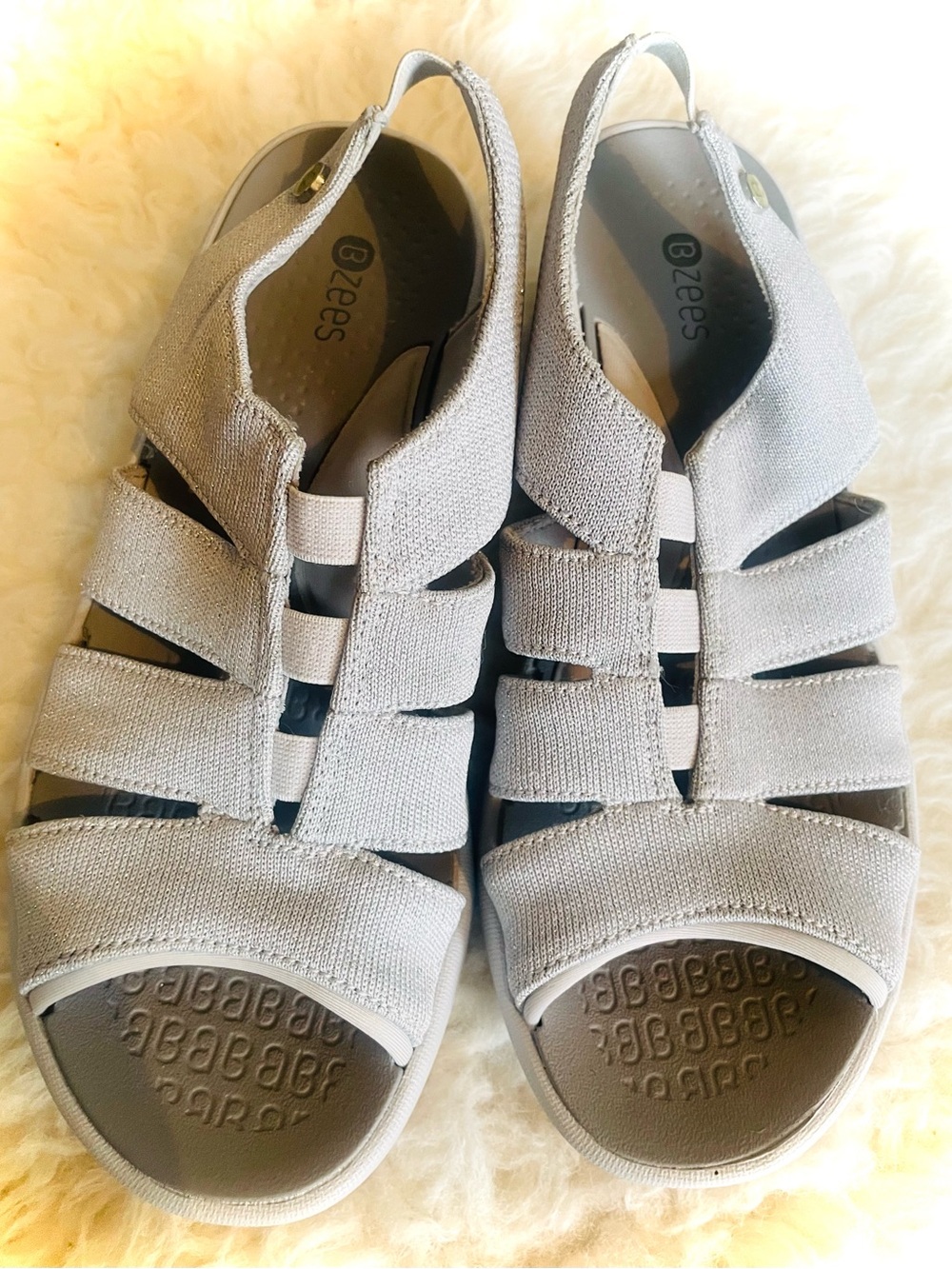 Bzees Finale Wedge Sling back Wedge Sandal Machine Washable Silver Sparkle 6M - Picture 5 of 12